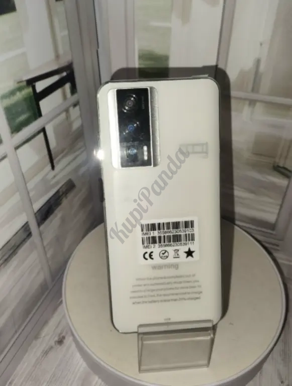 Смартфон F5 Pro 16GB/1TB новинка