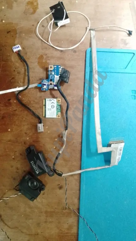 Запчасти для ноутбука Toshiba Satellite L850-DLK