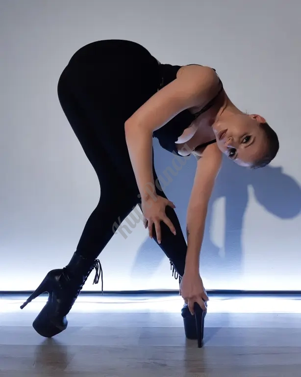 LADY DANCE НА КАБЛУКАХ В НОВОРОССИЙСКЕ | Новая группа | Студия Танцев Кокетка
