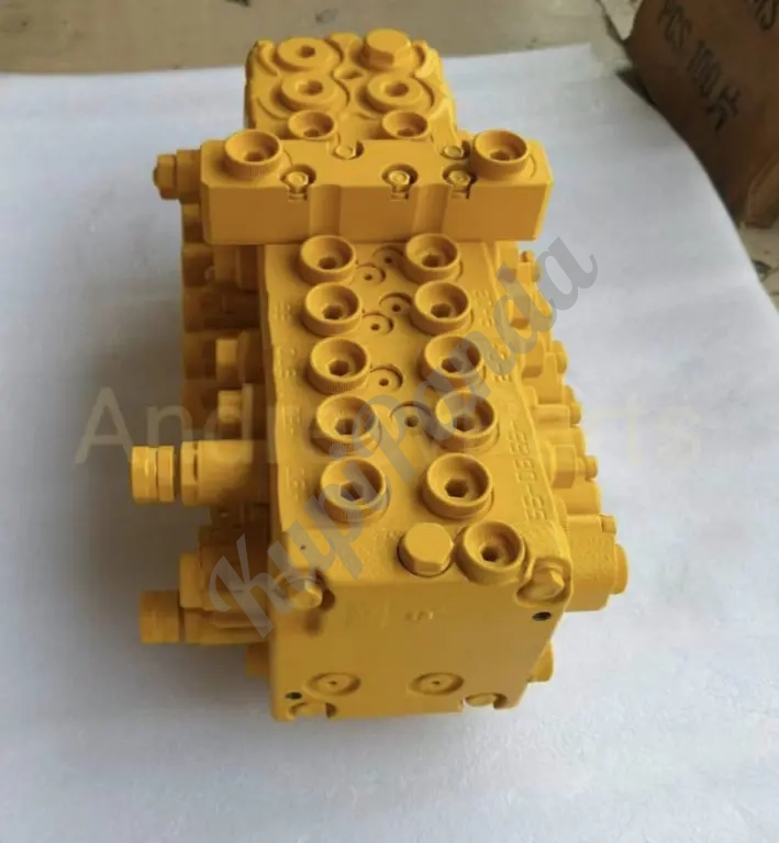 Распределитель Komatsu PC30UU-3