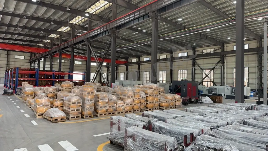 Каток опорный на Komatsu PC 4000 97077140