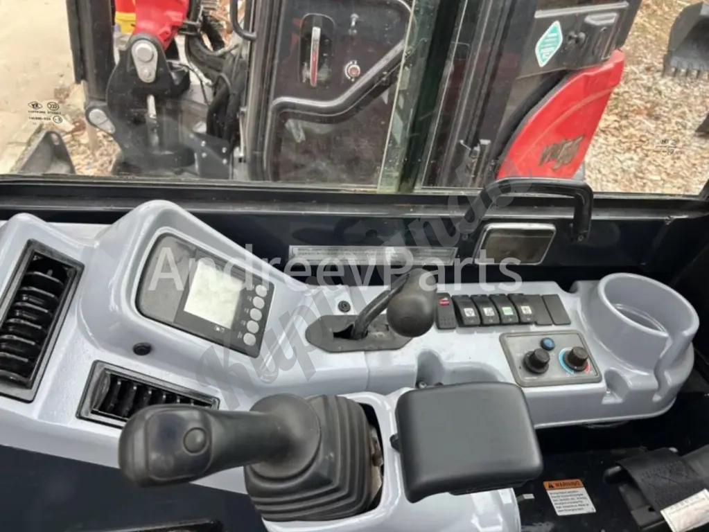 Мини экскаватор Yanmar ViO35-6