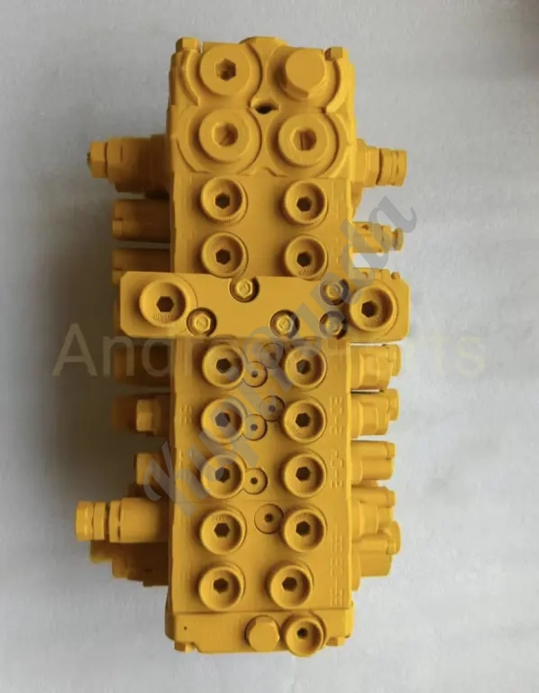 Распределитель Komatsu PC30UU-3