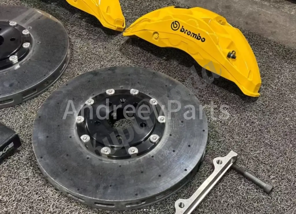 Карбон-керамические тормоза BREMBO на Land Rover Defender 5.0