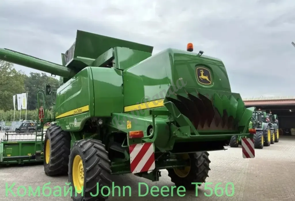 Продаётся зерноуборочный комбайн John Deere T560 (2008 г.в.)