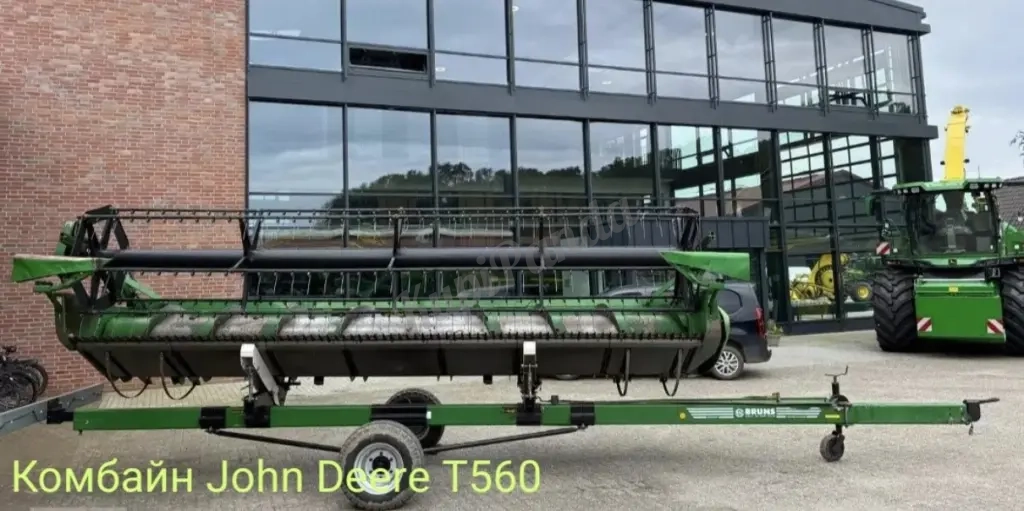 Продаётся зерноуборочный комбайн John Deere T560 (2008 г.в.)