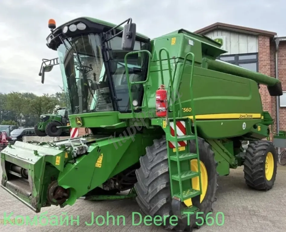 Продаётся зерноуборочный комбайн John Deere T560 (2008 г.в.)
