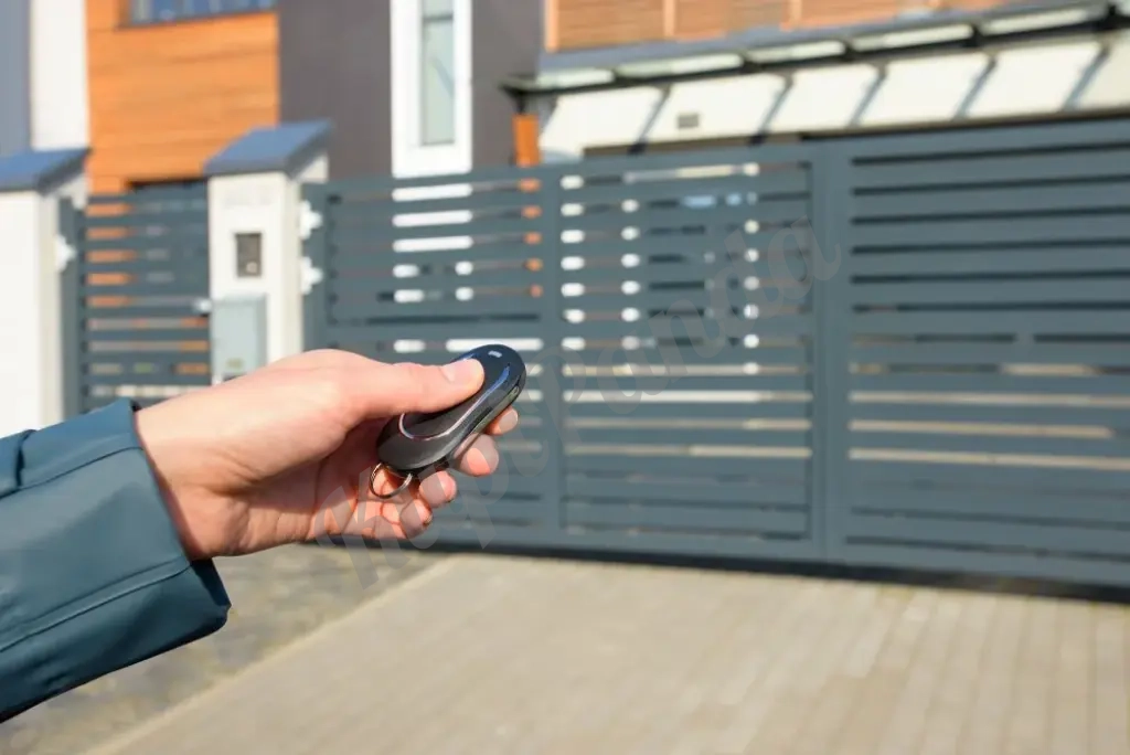 Копии пультов для ворот и шлагбаумов. Выезд