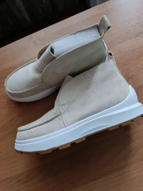 Лоферы женские новые