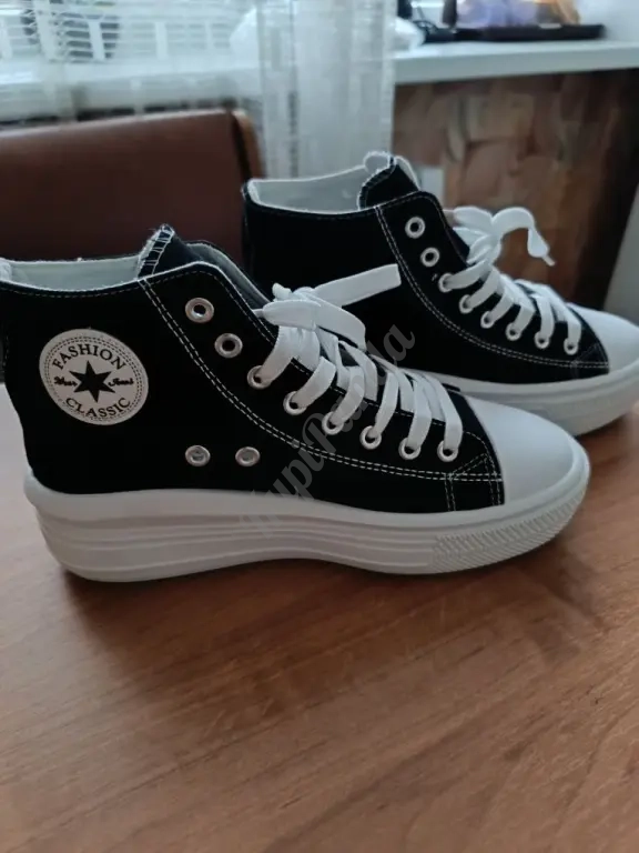 Кеды женские новые