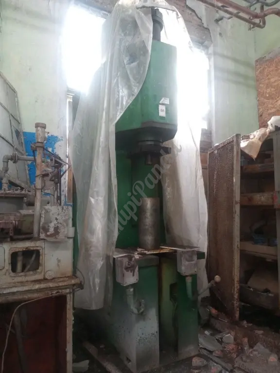 Металлообрабатывающие станки б/у. г. Луганск, район Таксопарка.