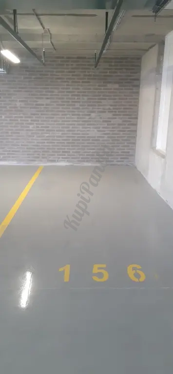 Машиноместо 156М