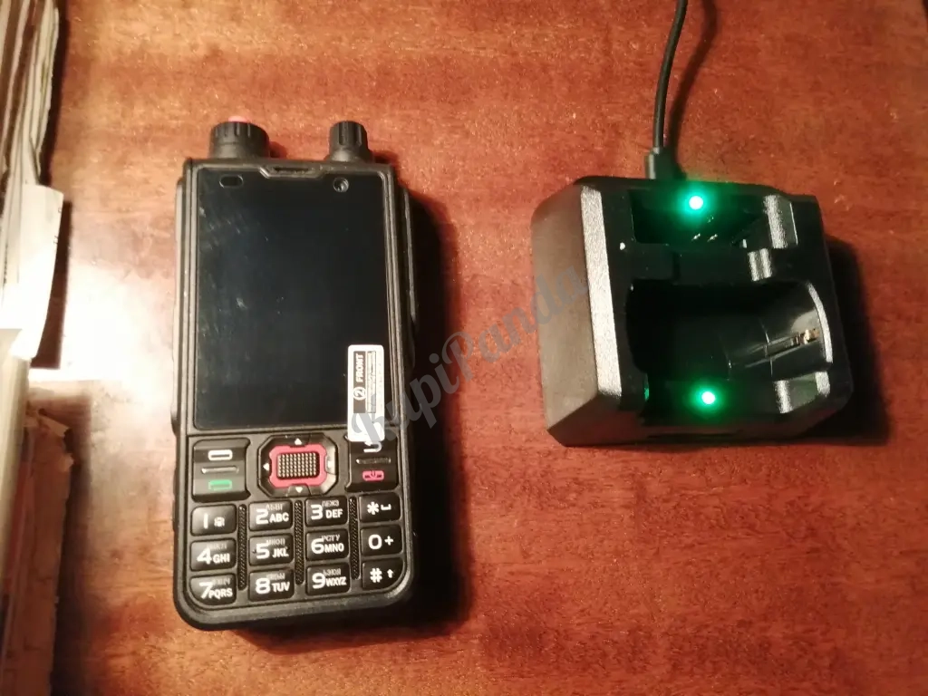 Lend Rover Discovery V8 PTT