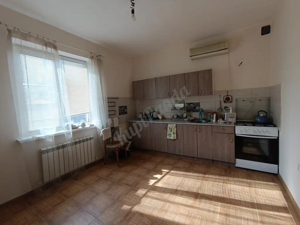 Продаётся новый современный дом 170 кв.м в центре станицы Васюринской.