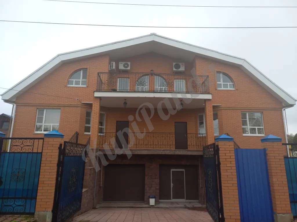 Продажа жилого дома (коттеджа)