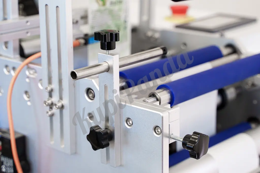 Полуавтоматический настольный этикетировщик ЭН00.05