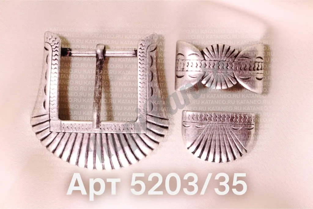 Комплект фурнитуры для женского ремня. Пряжка, шлевка, наконечник.