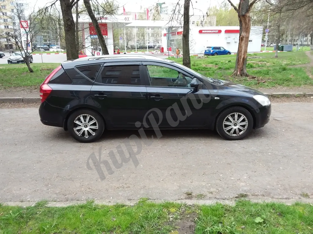Kia cee'd, TDi 2009 1.6 МТ универсал