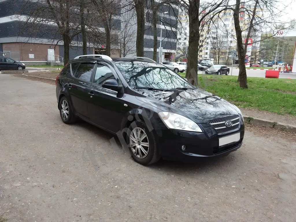Kia cee'd, TDi 2009 1.6 МТ универсал