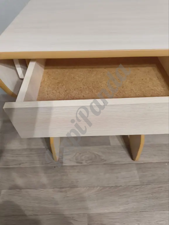 Продам кухонный стол