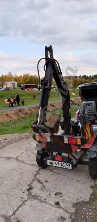 Мини экскаватор прицепной