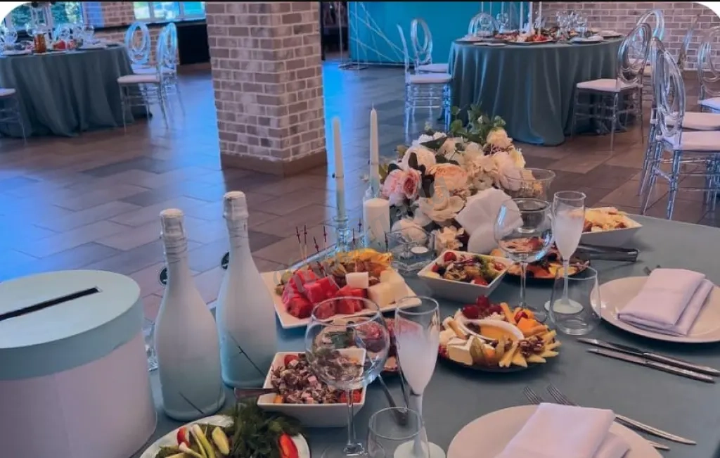 Банкет на свадьбу,кейтеринг и фуршет для свадеб в Москве и Подмосковье