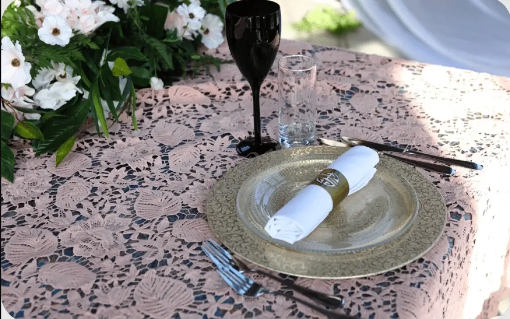 Банкет на свадьбу,кейтеринг и фуршет для свадеб в Москве и Подмосковье