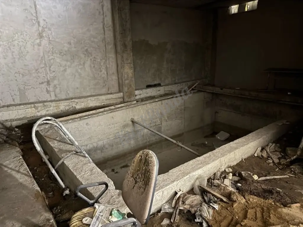 Аренда трехэтажного здания 600 м2 c бассейном и сауной