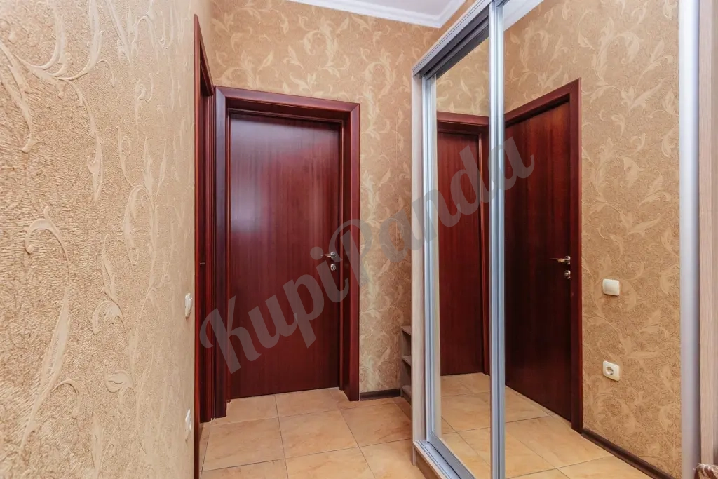 Поклейка обоев покраска кухни комнаты коридора