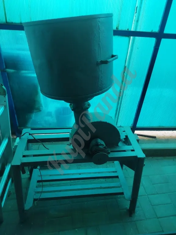 Крупорушка-дробилка