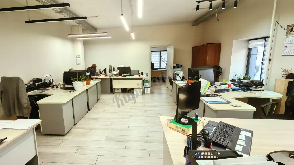 Офис с ремонтом и мебелью 120 м² 5 кабинетов