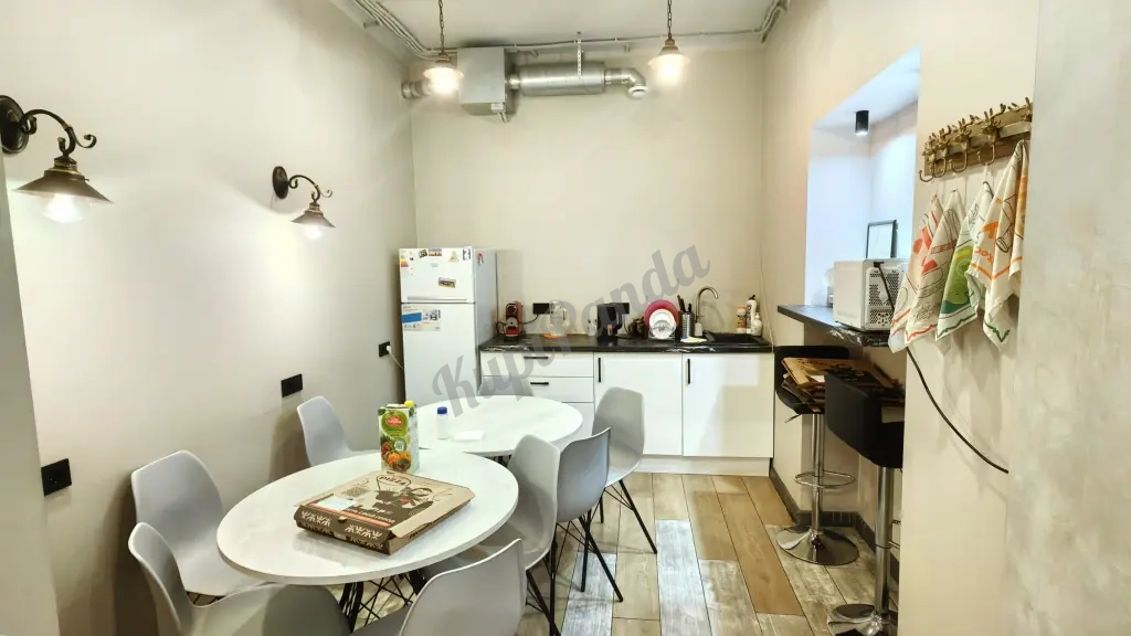 Офис с ремонтом и мебелью 120 м² 5 кабинетов