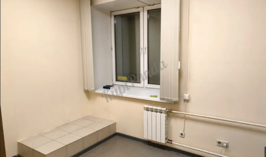 Офис в самом центре города 189 м² 1 линия