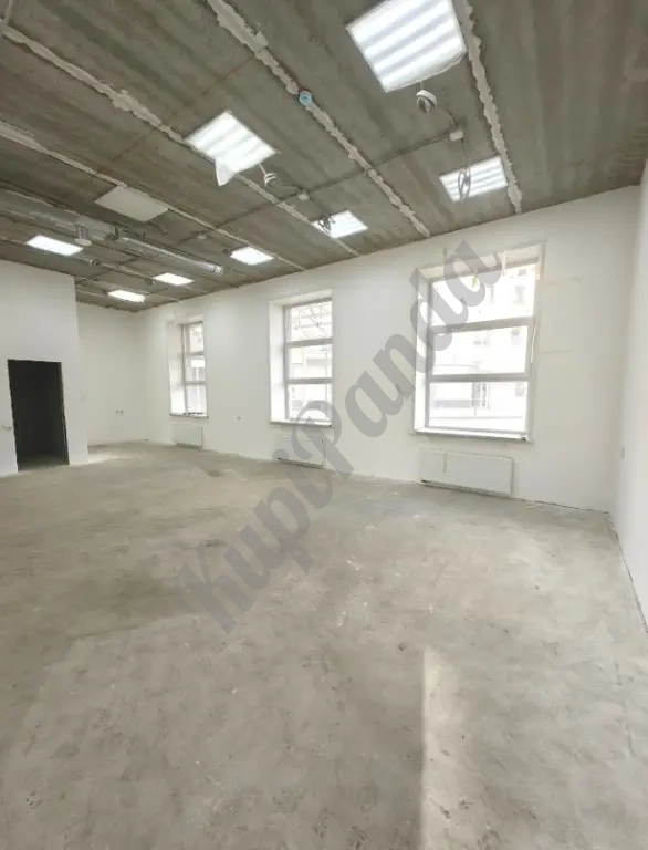 Помещение 140 м², два зала