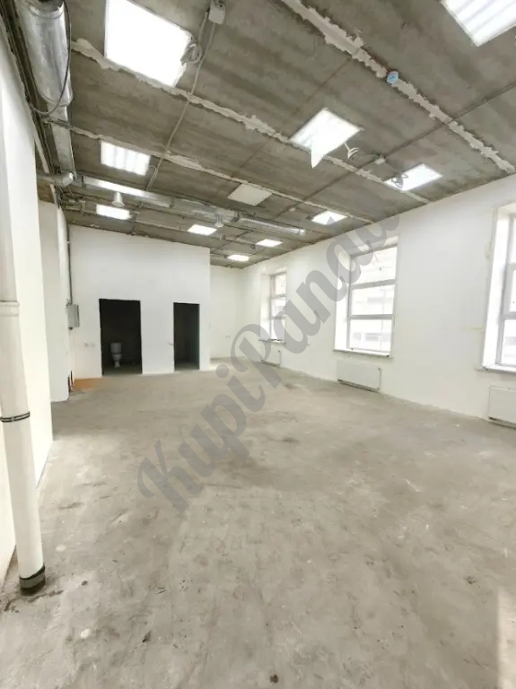 Помещение 140 м², два зала