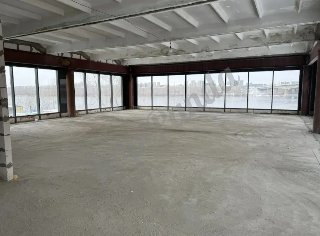 Сдается здание под офисы с редким видом