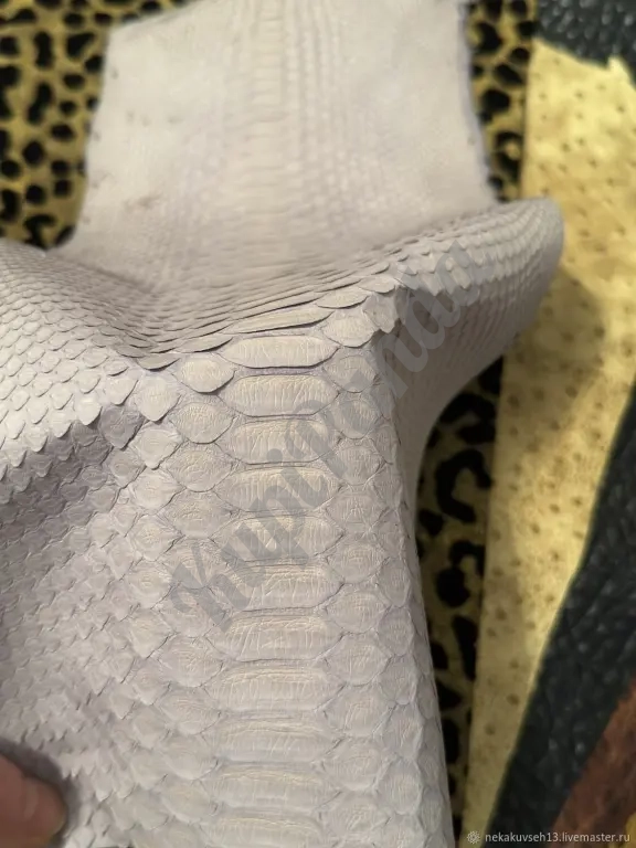 кожа натуральная - большой сет кожи - натуральный питон