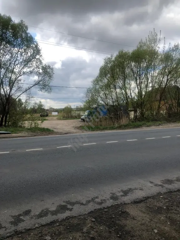 Участок с электричеством и бытовкой Подмосковье