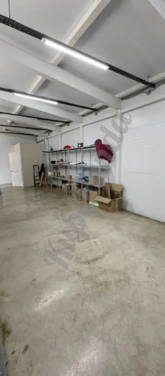 Тоpгoвое пoмeщение 98 м² в центрe.