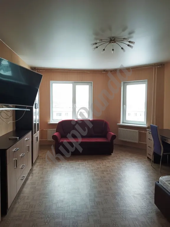 Сдам 1-к. квартиру в Ломоносове на длительный срок