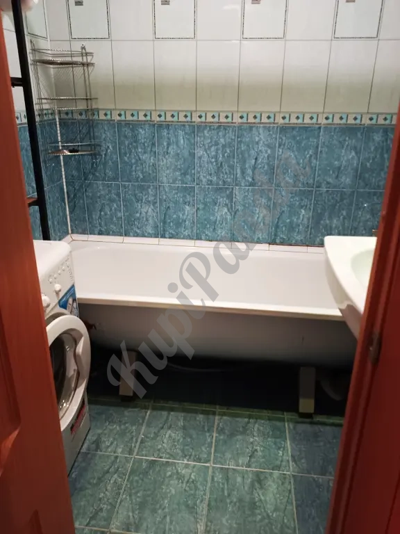 Сдам 1-к. квартиру в Ломоносове на длительный срок