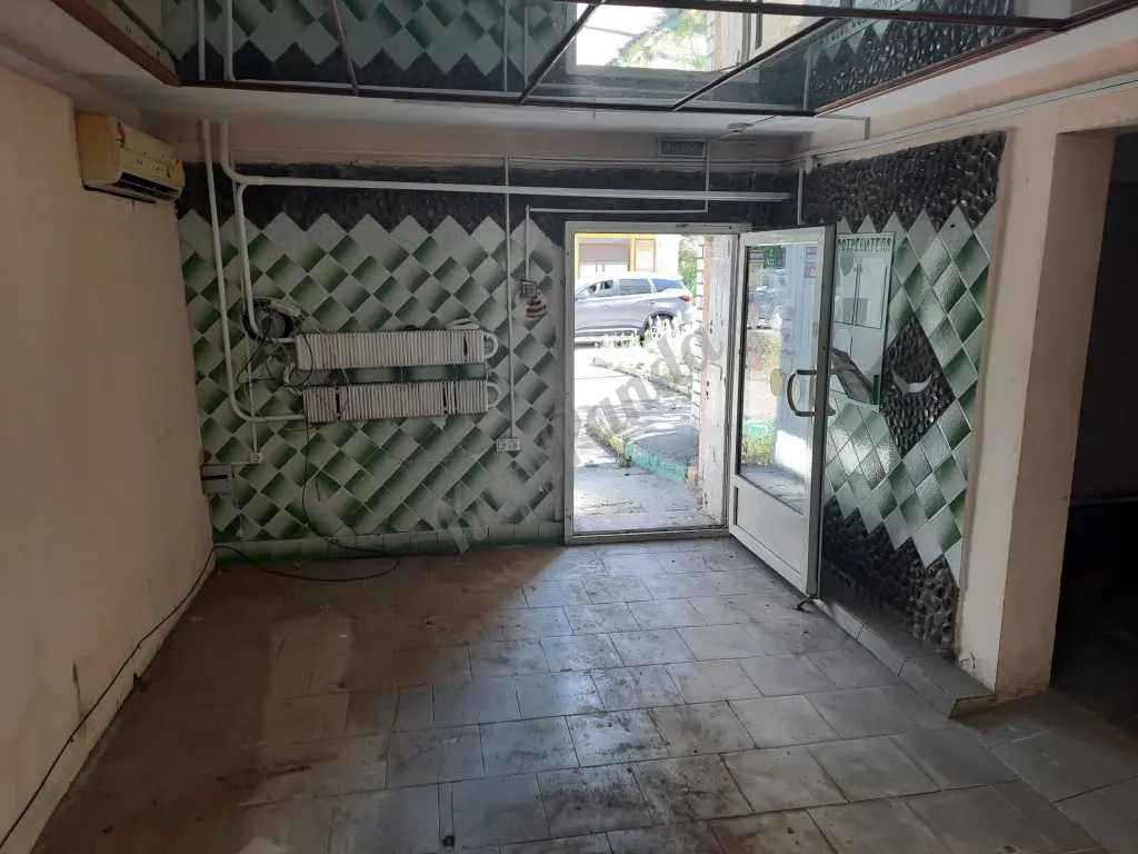 Продам нежилое помещение в южном районе Новороссийска