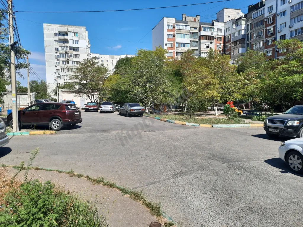 Продам нежилое помещение в южном районе Новороссийска