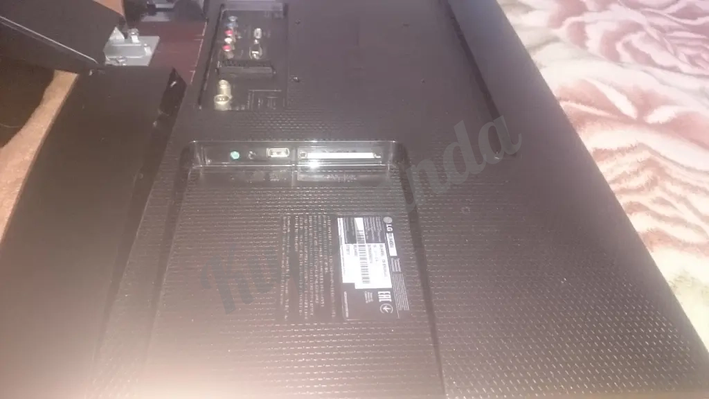 Продам телевизор LG 26 дюймов