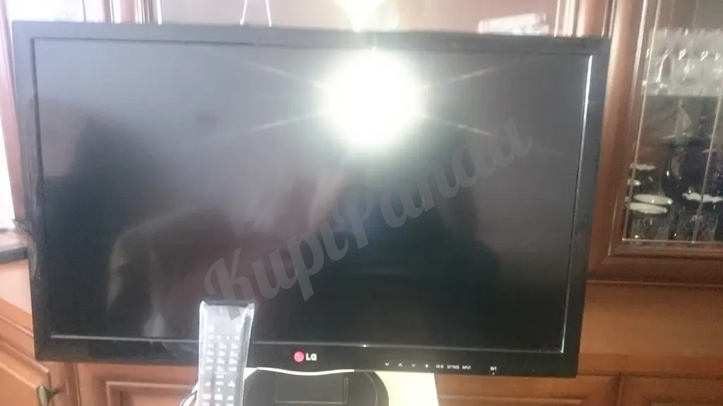 Продам телевизор LG 26 дюймов