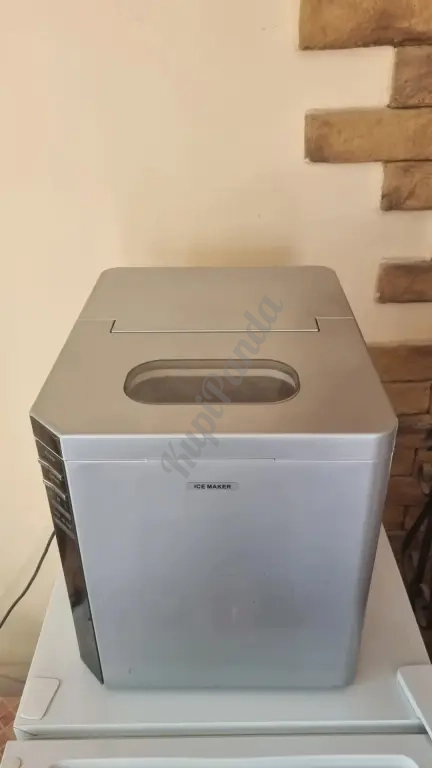 Ice maker льдогенератор