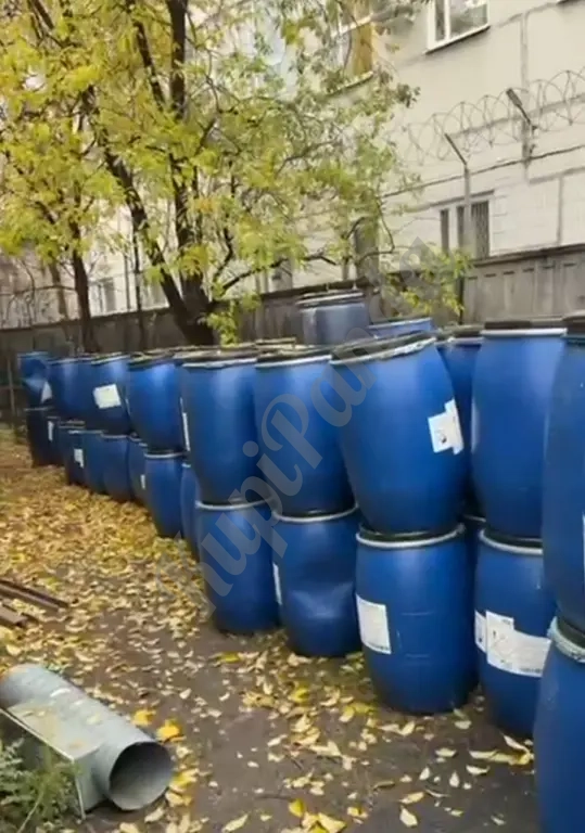 Бочки пластиковые 127л. б/у