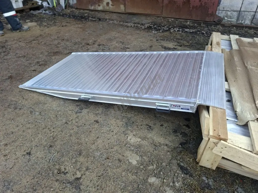 Мост погрузочный ГКА 10.200.100.2/100МГ