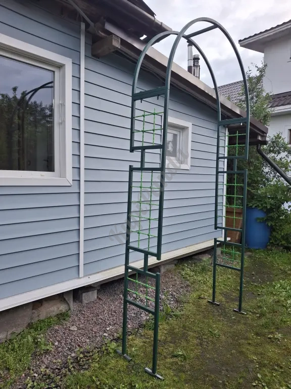 Арка садовая металлическая