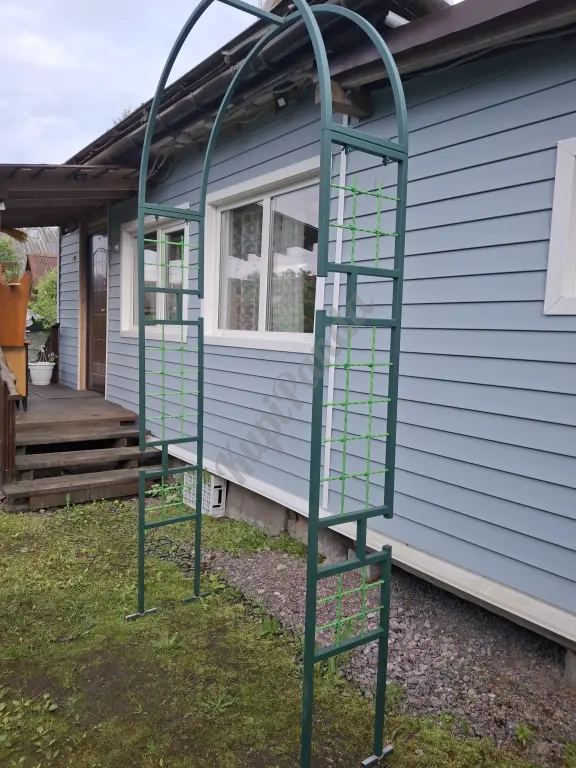 Арка садовая металлическая